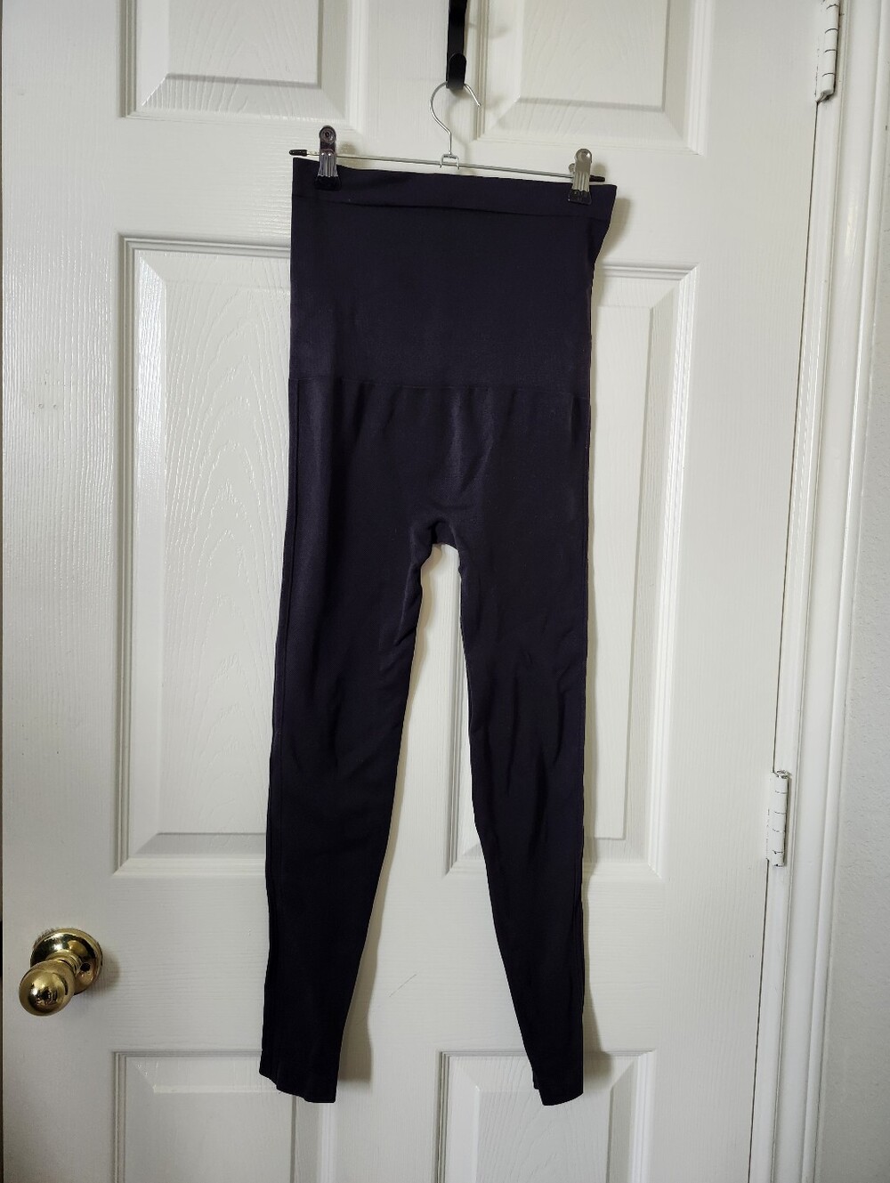 SPANX Black High-Waist Sculpting Leggings M